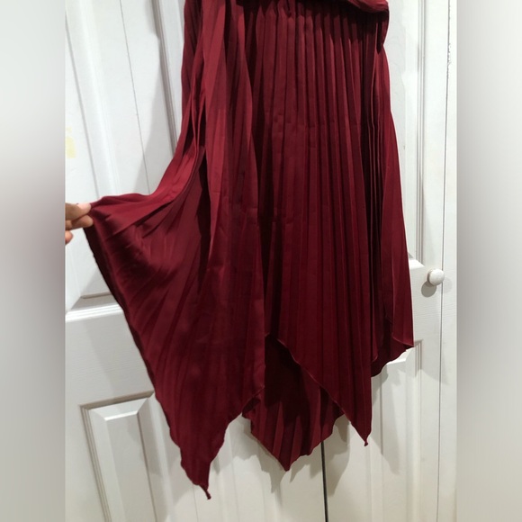 PRETTYGARDEN Satin Dress One Shoulder Sleeveless Ruched Twist Dress - Picture 5 of 11